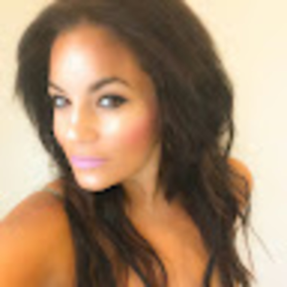 Meet your Posher, Monique